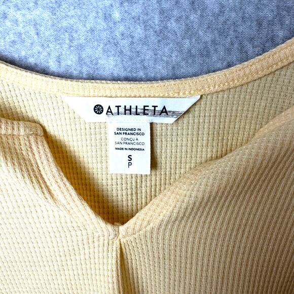 NWT Athleta Outfit Cami & Shorts Womens Small Wind Down Yellow Athleisure Lounge - Picture 2 of 13